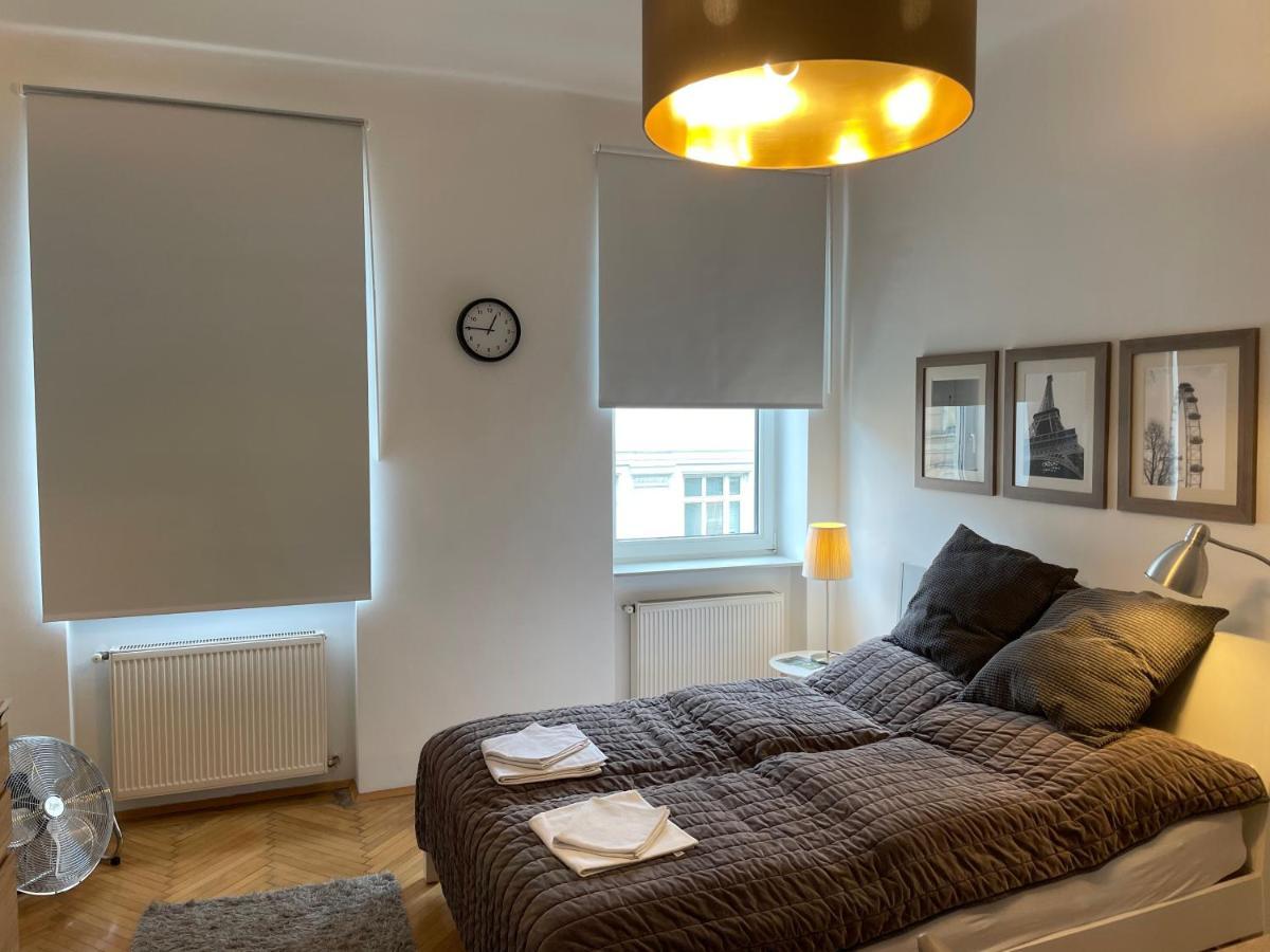 Charmante Altbauapartments Apostelgasse Vienna Luaran gambar