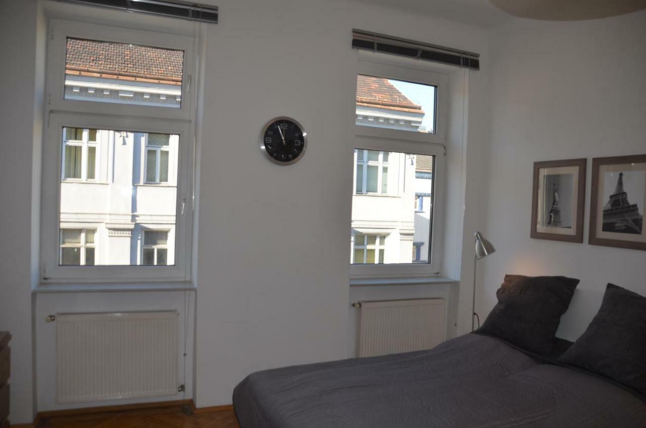 Charmante Altbauapartments Apostelgasse Vienna Luaran gambar