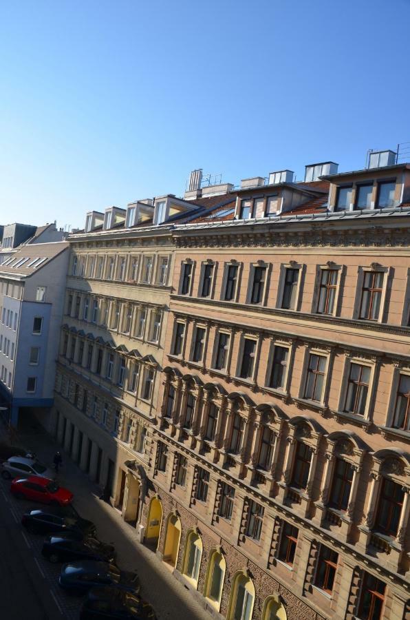 Charmante Altbauapartments Apostelgasse Vienna Luaran gambar