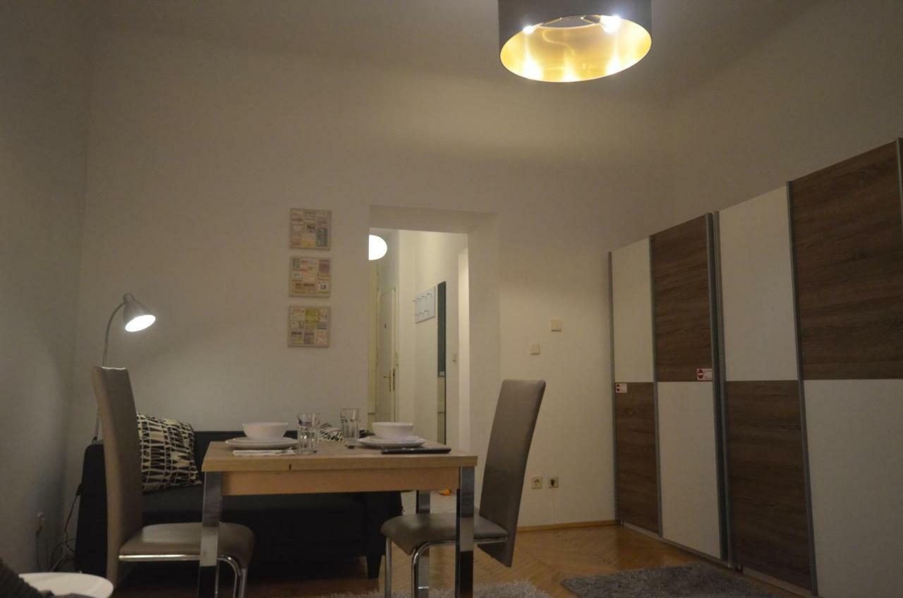 Charmante Altbauapartments Apostelgasse Vienna Luaran gambar