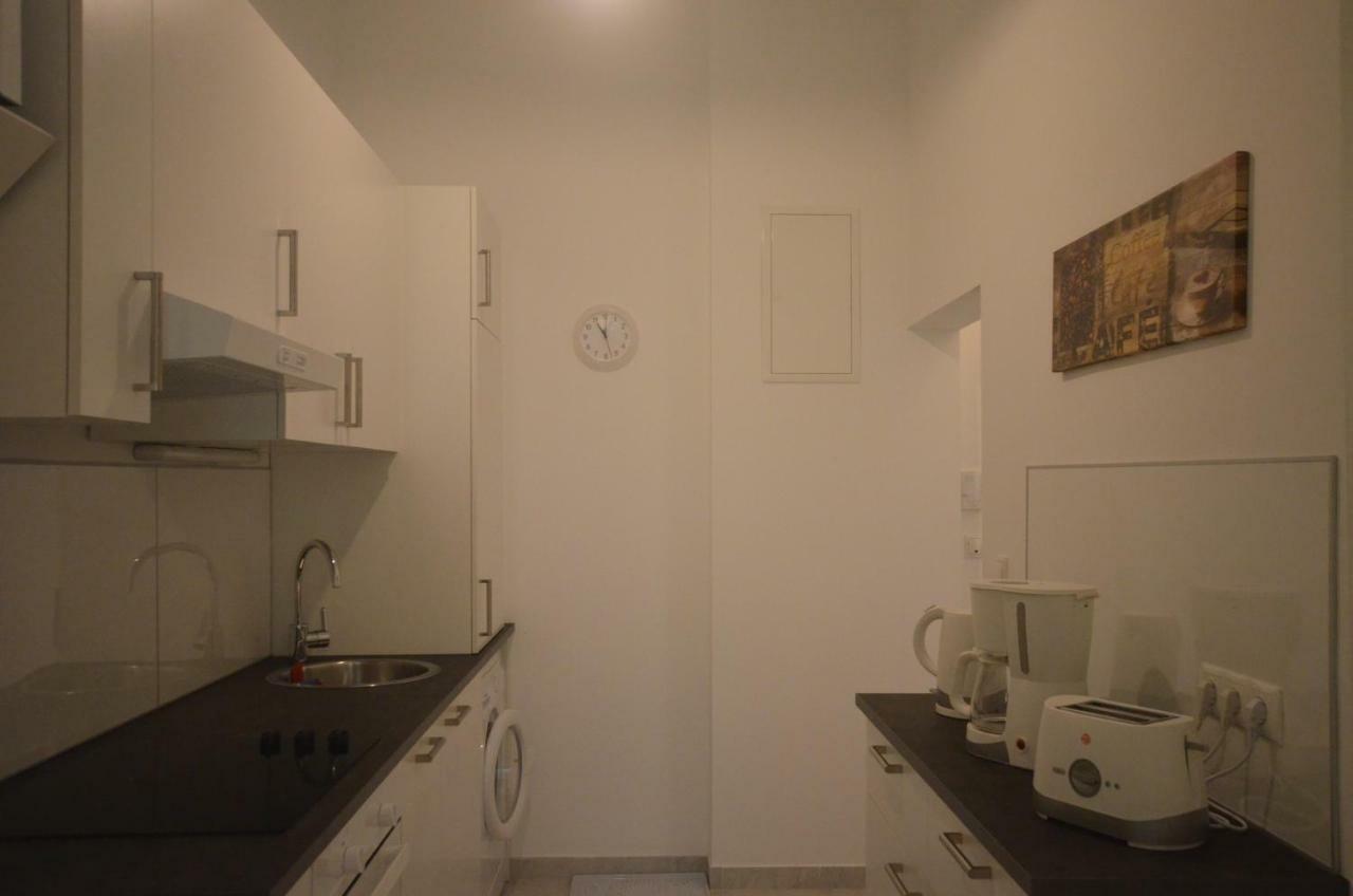 Charmante Altbauapartments Apostelgasse Vienna Luaran gambar