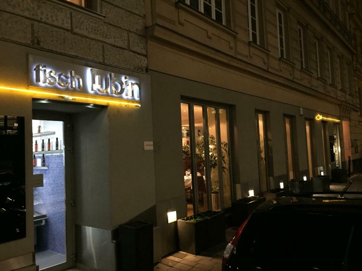 Charmante Altbauapartments Apostelgasse Vienna Luaran gambar